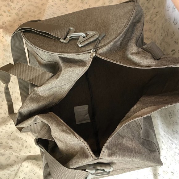 DSW Bags Dsw Exclusive Grey Duffle Bag Poshmark